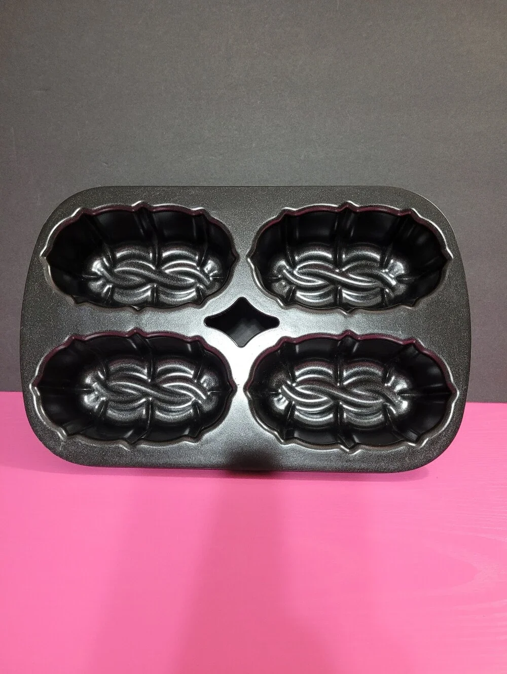 Nordic Ware Bundt Mini Loaf Pan Celtic Knot